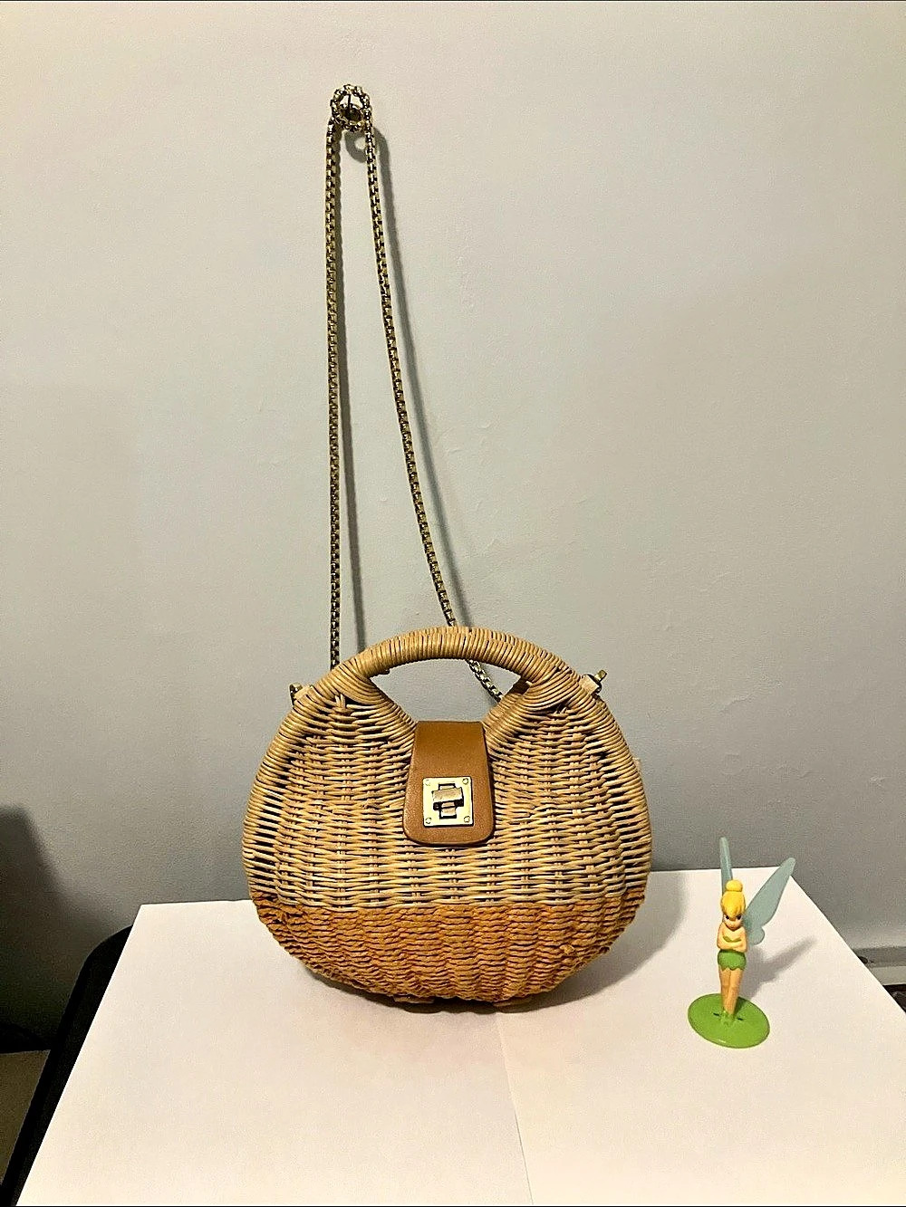 Woven Shoulder Bag in Brown Like New